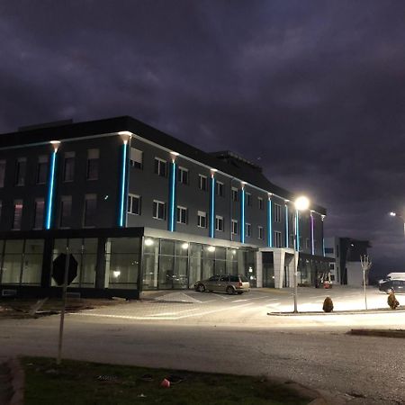 Kubi Hotel Struga Zewnętrze zdjęcie